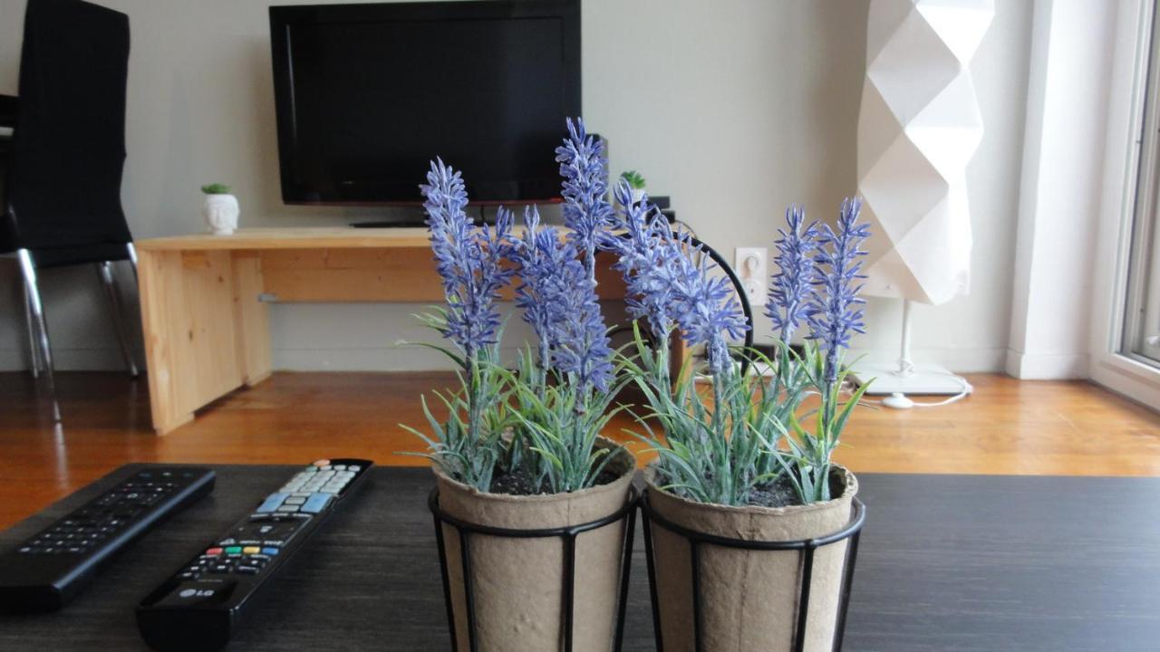 La Dolce Vita -T2 52M2- Dernier Etage- Terrasse-Parking-Wifi Fibre Apartment ตาร์บ ภายนอก รูปภาพ